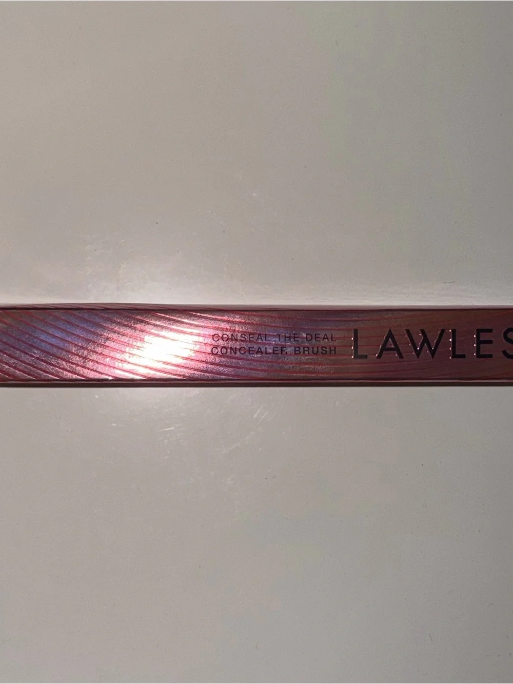Lawless Conseal The Deal Concealer Brush